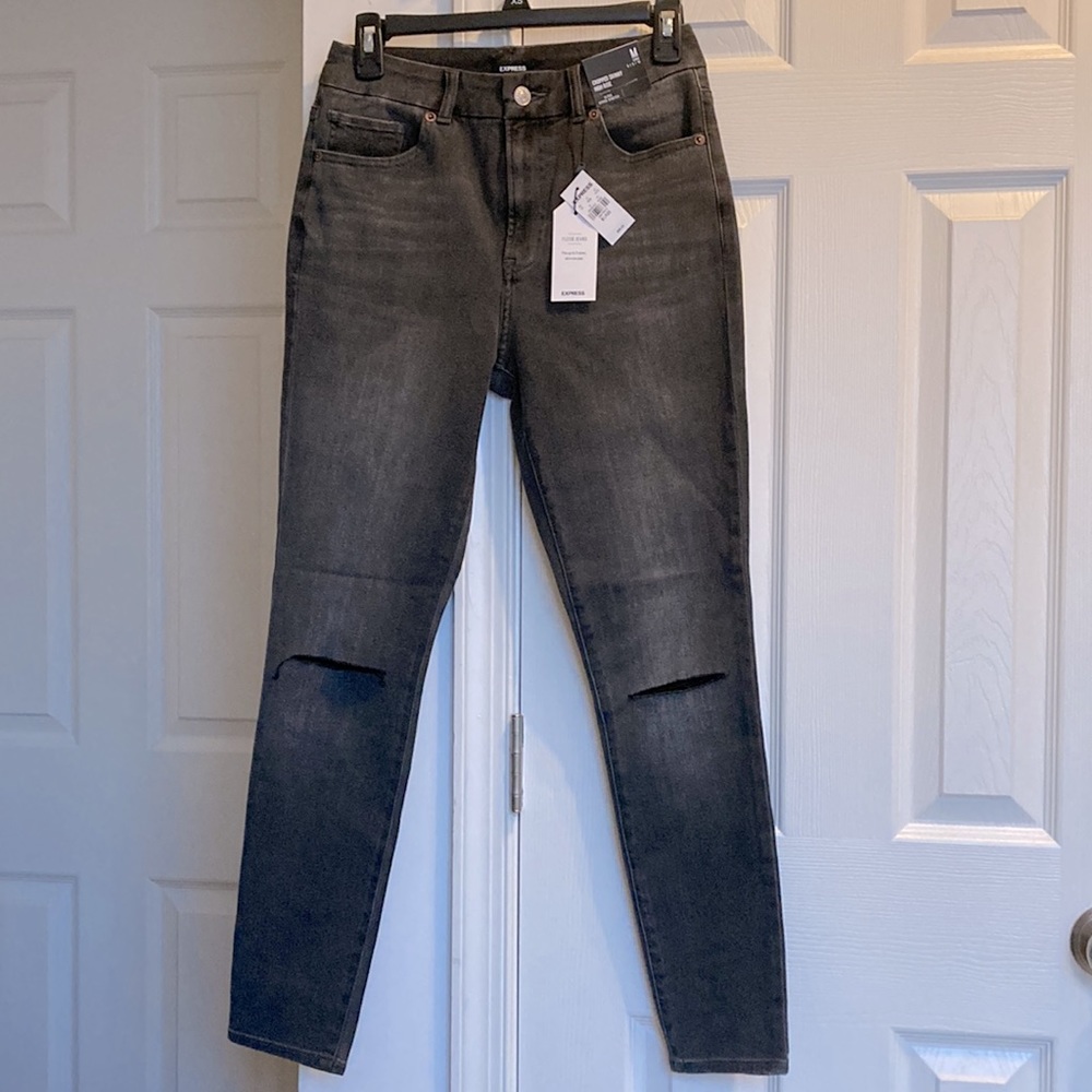 NWT!! Express Flexx Cropped Skinny High-rise jeans